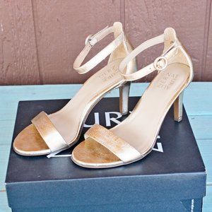 Naturalizer Kinsley Platino Metallic Gold Sandals